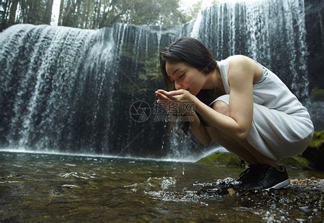 水女人